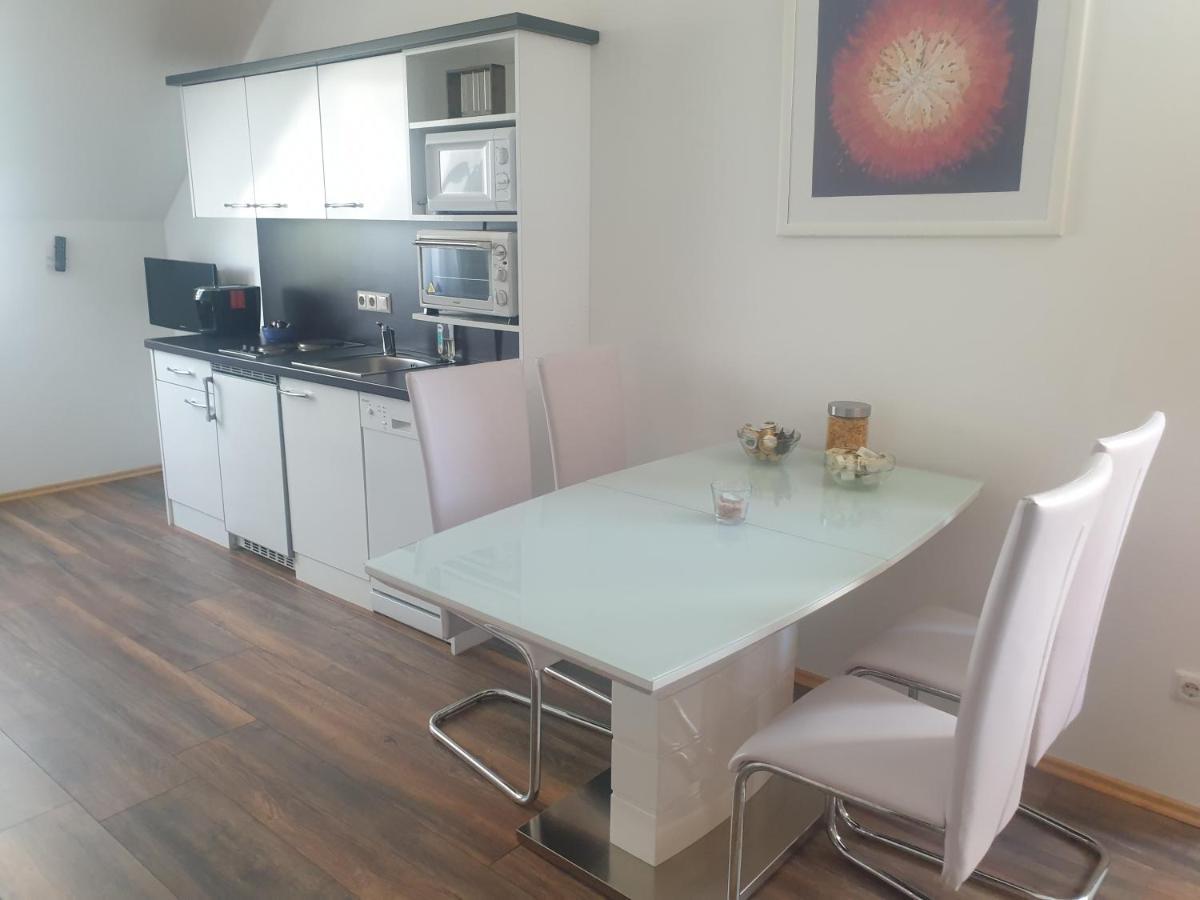 Ferienhaus Апетлон Екстериор снимка