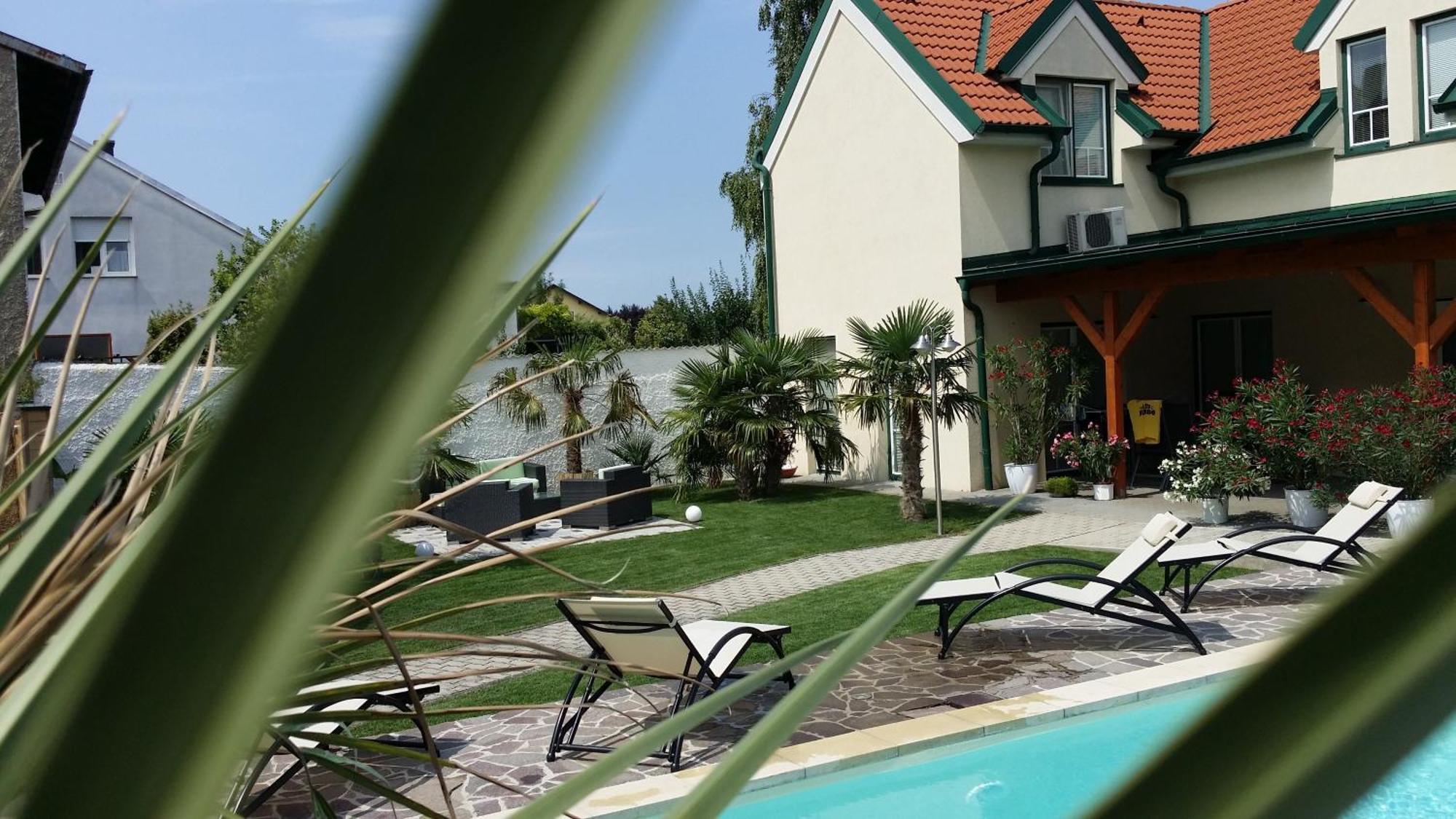 Ferienhaus Апетлон Стая снимка