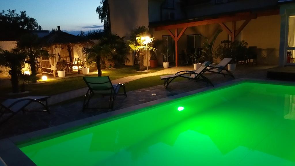 Ferienhaus Апетлон Екстериор снимка