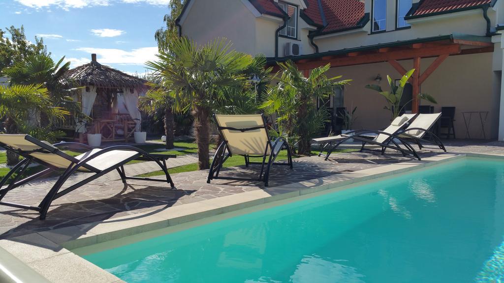 Ferienhaus Апетлон Екстериор снимка