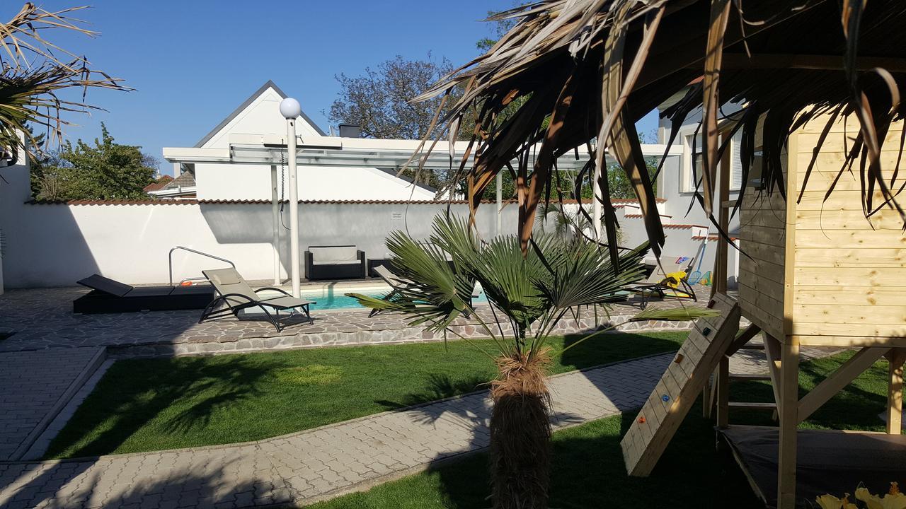Ferienhaus Апетлон Екстериор снимка